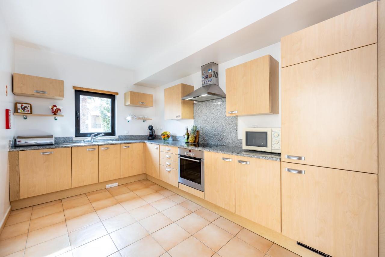 Praia Da Luz Monique Apartment Ngoại thất bức ảnh